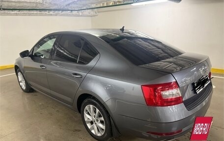 Skoda Octavia, 2017 год, 1 910 000 рублей, 2 фотография