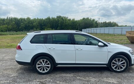 Volkswagen Golf VII, 2019 год, 2 200 000 рублей, 7 фотография