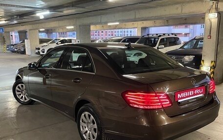 Mercedes-Benz E-Класс, 2014 год, 2 100 000 рублей, 4 фотография