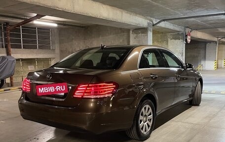 Mercedes-Benz E-Класс, 2014 год, 2 100 000 рублей, 5 фотография