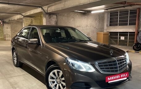 Mercedes-Benz E-Класс, 2014 год, 2 100 000 рублей, 2 фотография