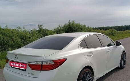 Lexus ES VII, 2013 год, 2 599 000 рублей, 10 фотография
