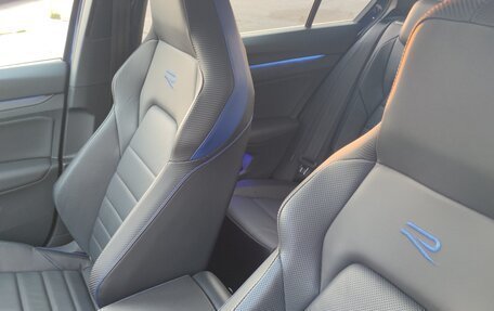 Volkswagen Golf R, 2021 год, 6 500 000 рублей, 6 фотография