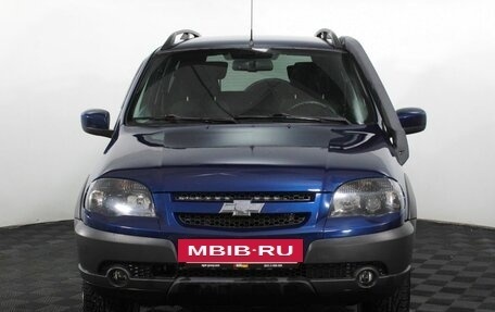 Chevrolet Niva I рестайлинг, 2017 год, 790 000 рублей, 2 фотография