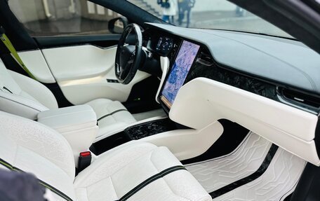 Tesla Model S I, 2018 год, 5 000 000 рублей, 15 фотография