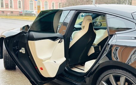 Tesla Model S I, 2018 год, 5 000 000 рублей, 24 фотография
