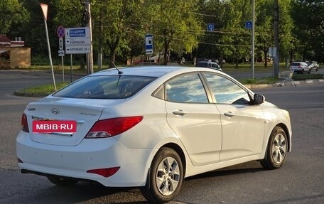 Hyundai Solaris II рестайлинг, 2015 год, 899 990 рублей, 2 фотография
