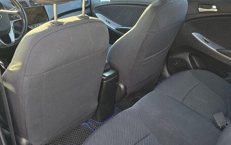 Hyundai Solaris II рестайлинг, 2015 год, 899 990 рублей, 13 фотография