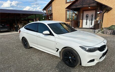 BMW 3 серия, 2018 год, 2 990 000 рублей, 2 фотография