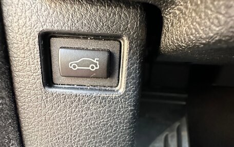 BMW 3 серия, 2018 год, 2 990 000 рублей, 13 фотография