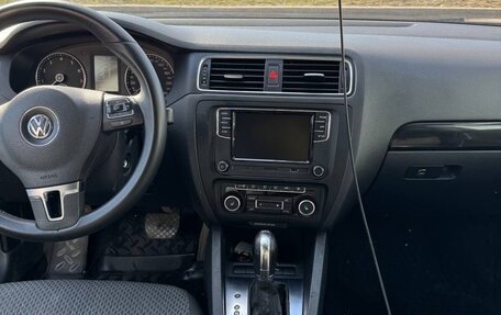 Volkswagen Jetta VI, 2012 год, 790 000 рублей, 6 фотография
