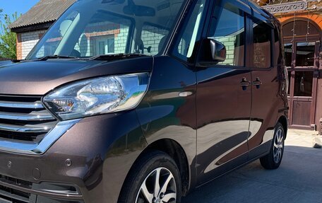 Nissan Dayz Roox I рестайлинг, 2018 год, 1 000 000 рублей, 3 фотография