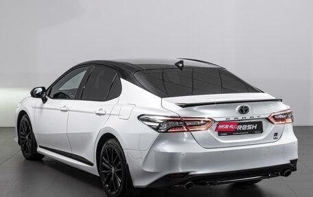 Toyota Camry, 2021 год, 3 380 000 рублей, 2 фотография