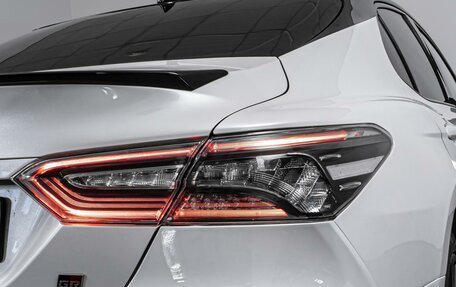 Toyota Camry, 2021 год, 3 380 000 рублей, 7 фотография