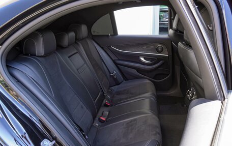 Mercedes-Benz E-Класс, 2018 год, 3 255 000 рублей, 7 фотография
