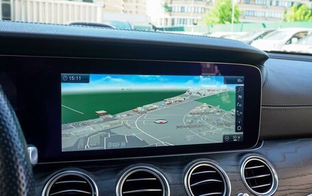 Mercedes-Benz E-Класс, 2018 год, 3 255 000 рублей, 13 фотография
