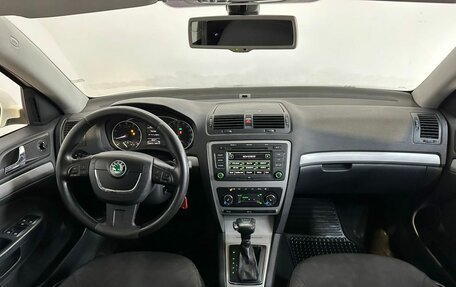 Skoda Octavia, 2011 год, 598 400 рублей, 15 фотография