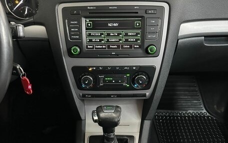 Skoda Octavia, 2011 год, 598 400 рублей, 20 фотография