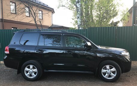 Toyota Land Cruiser 200, 2010 год, 3 150 000 рублей, 2 фотография