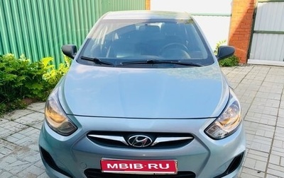 Hyundai Solaris II рестайлинг, 2012 год, 600 000 рублей, 1 фотография