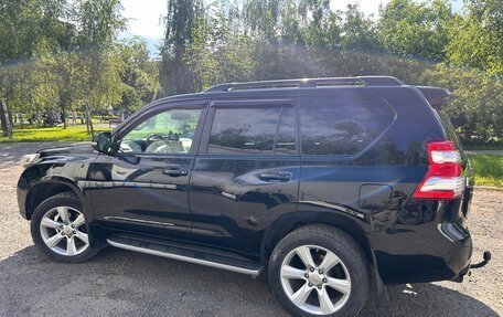 Toyota Land Cruiser Prado 150 рестайлинг 2, 2014 год, 3 100 000 рублей, 15 фотография