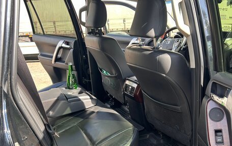 Toyota Land Cruiser Prado 150 рестайлинг 2, 2014 год, 3 100 000 рублей, 17 фотография