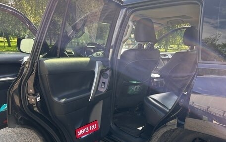 Toyota Land Cruiser Prado 150 рестайлинг 2, 2014 год, 3 100 000 рублей, 19 фотография