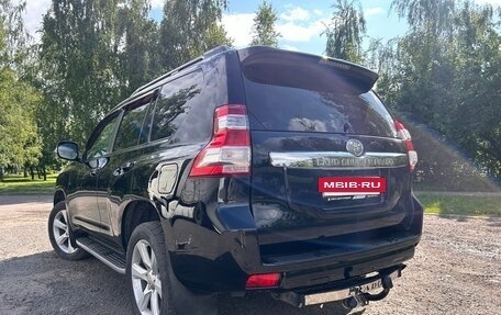 Toyota Land Cruiser Prado 150 рестайлинг 2, 2014 год, 3 100 000 рублей, 10 фотография