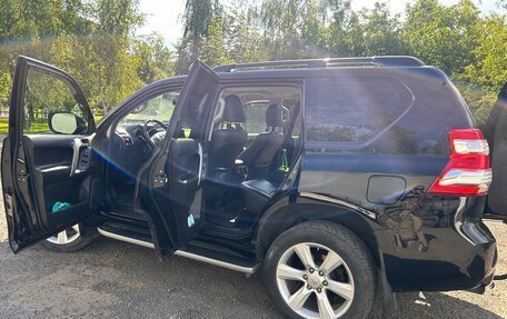 Toyota Land Cruiser Prado 150 рестайлинг 2, 2014 год, 3 100 000 рублей, 21 фотография