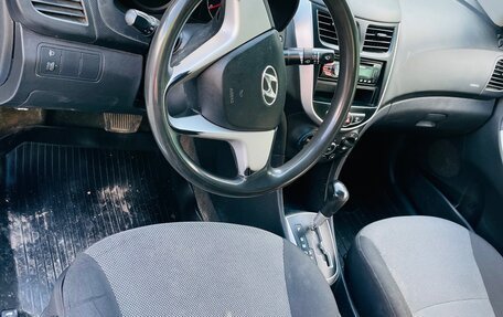 Hyundai Solaris II рестайлинг, 2012 год, 600 000 рублей, 5 фотография
