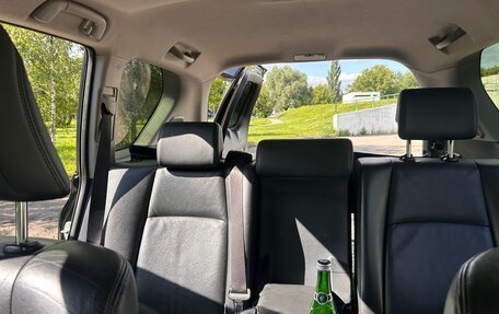 Toyota Land Cruiser Prado 150 рестайлинг 2, 2014 год, 3 100 000 рублей, 34 фотография