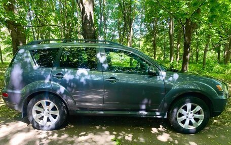 Mitsubishi Outlander III рестайлинг 3, 2012 год, 1 300 000 рублей, 3 фотография