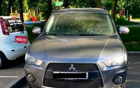 Mitsubishi Outlander III рестайлинг 3, 2012 год, 1 300 000 рублей, 5 фотография