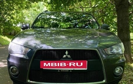 Mitsubishi Outlander III рестайлинг 3, 2012 год, 1 300 000 рублей, 11 фотография