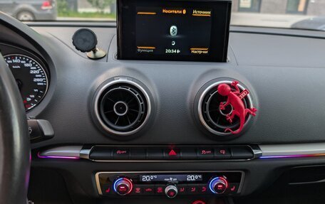 Audi A3, 2015 год, 1 600 000 рублей, 24 фотография