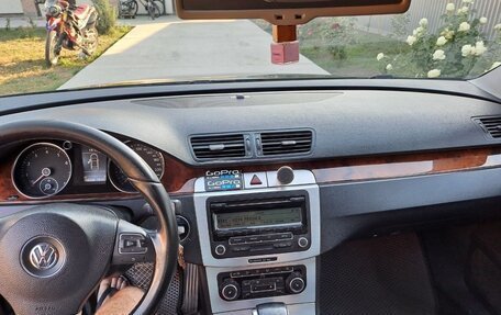 Volkswagen Passat B6, 2010 год, 920 000 рублей, 3 фотография
