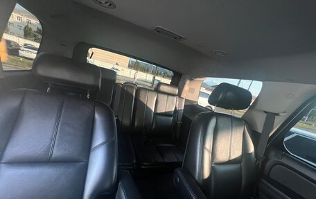 Chevrolet Tahoe III, 2012 год, 1 700 000 рублей, 8 фотография