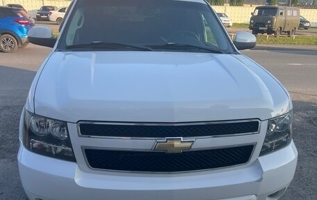 Chevrolet Tahoe III, 2012 год, 1 700 000 рублей, 4 фотография