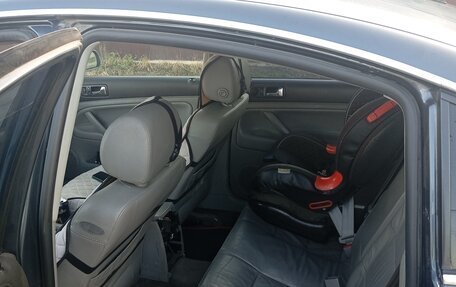 Volkswagen Passat B5+ рестайлинг, 2002 год, 580 000 рублей, 16 фотография