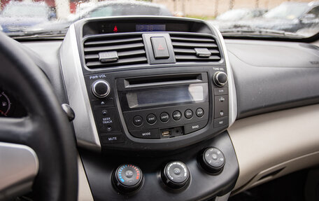 Lifan X60 I рестайлинг, 2013 год, 400 000 рублей, 17 фотография