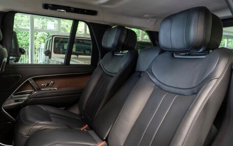 Land Rover Range Rover IV рестайлинг, 2022 год, 15 900 000 рублей, 9 фотография