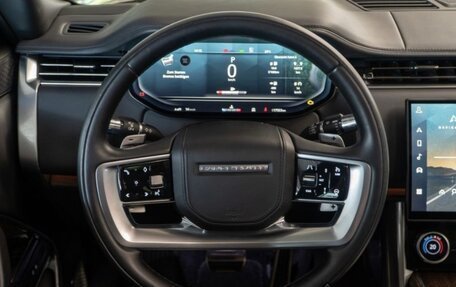 Land Rover Range Rover IV рестайлинг, 2022 год, 15 900 000 рублей, 10 фотография