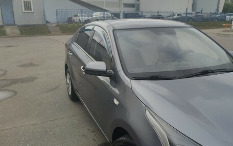 KIA Rio IV, 2018 год, 1 290 000 рублей, 3 фотография