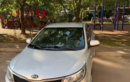 KIA Rio III рестайлинг, 2016 год, 1 350 000 рублей, 1 фотография