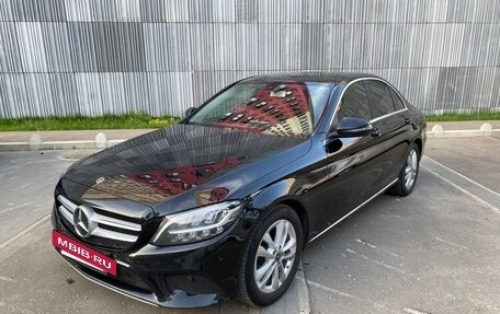 Mercedes-Benz C-Класс, 2019 год, 2 290 000 рублей, 2 фотография