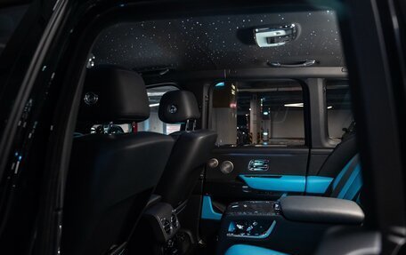 Rolls-Royce Cullinan, 2021 год, 39 990 000 рублей, 21 фотография