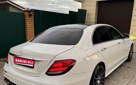 Mercedes-Benz E-Класс, 2016 год, 3 450 000 рублей, 9 фотография