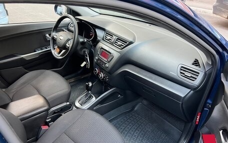 KIA Rio III рестайлинг, 2014 год, 965 000 рублей, 19 фотография