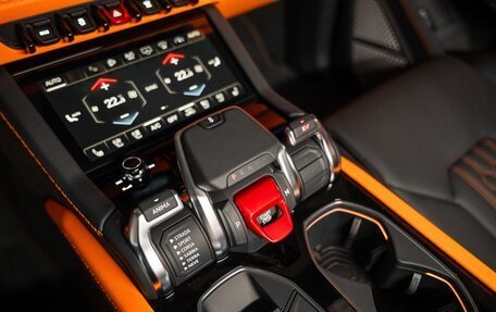 Lamborghini Urus I, 2025 год, 49 850 000 рублей, 12 фотография