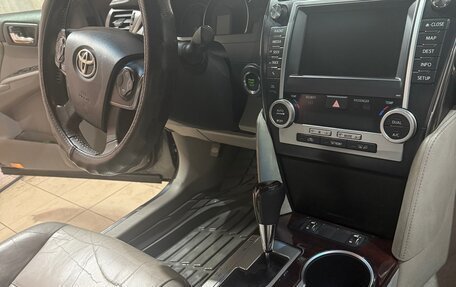 Toyota Camry, 2012 год, 1 400 000 рублей, 10 фотография